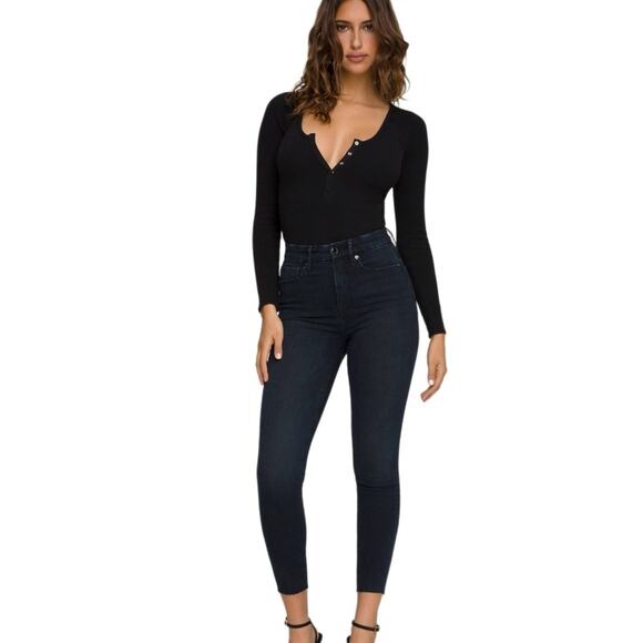 Good American Good Waist Crop Raw Hem Dark Wash Women’s EUC Size 16 - Picture 7 of 7